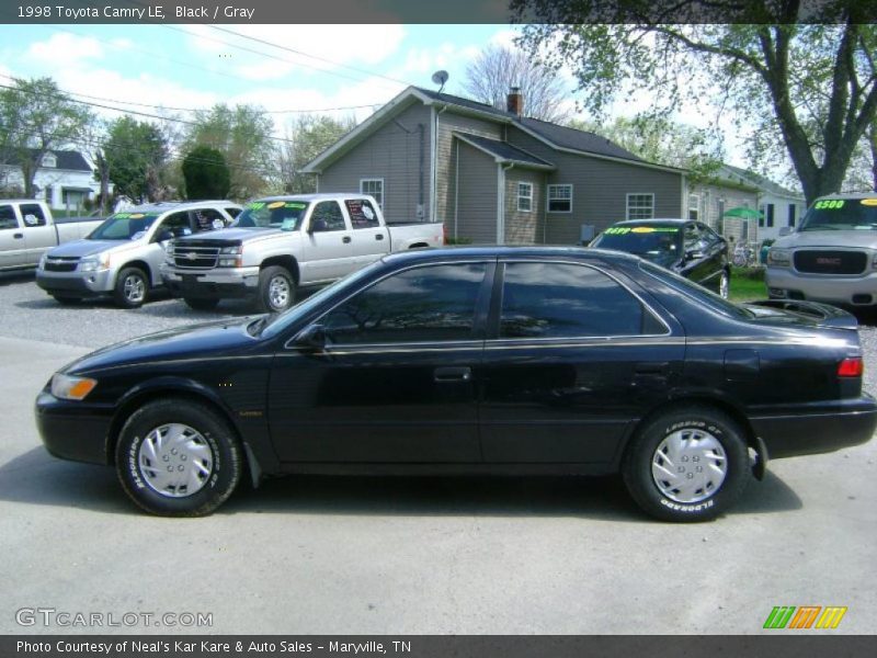 Black / Gray 1998 Toyota Camry LE
