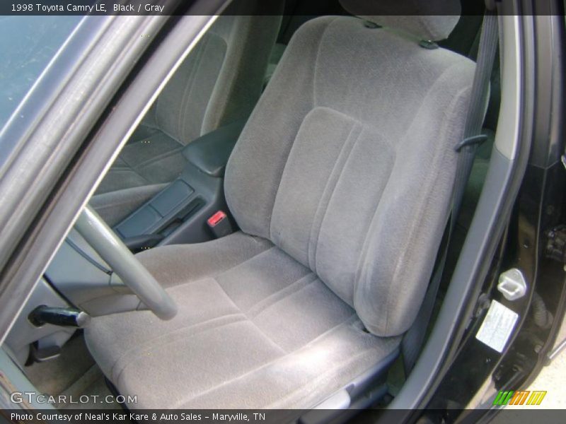 Black / Gray 1998 Toyota Camry LE