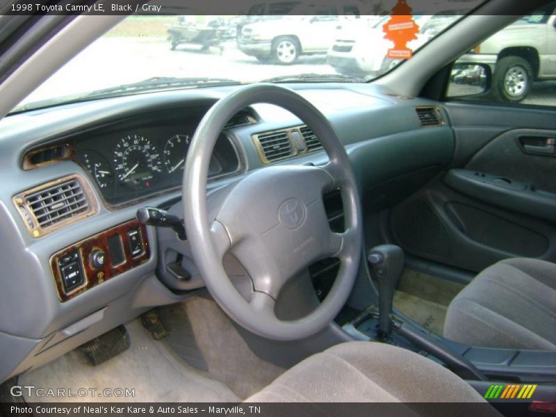 Black / Gray 1998 Toyota Camry LE