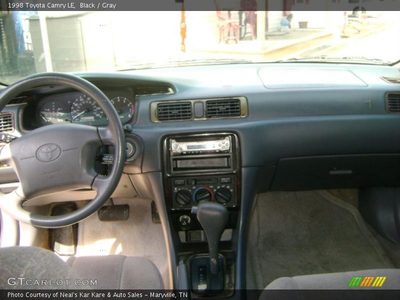 Black / Gray 1998 Toyota Camry LE