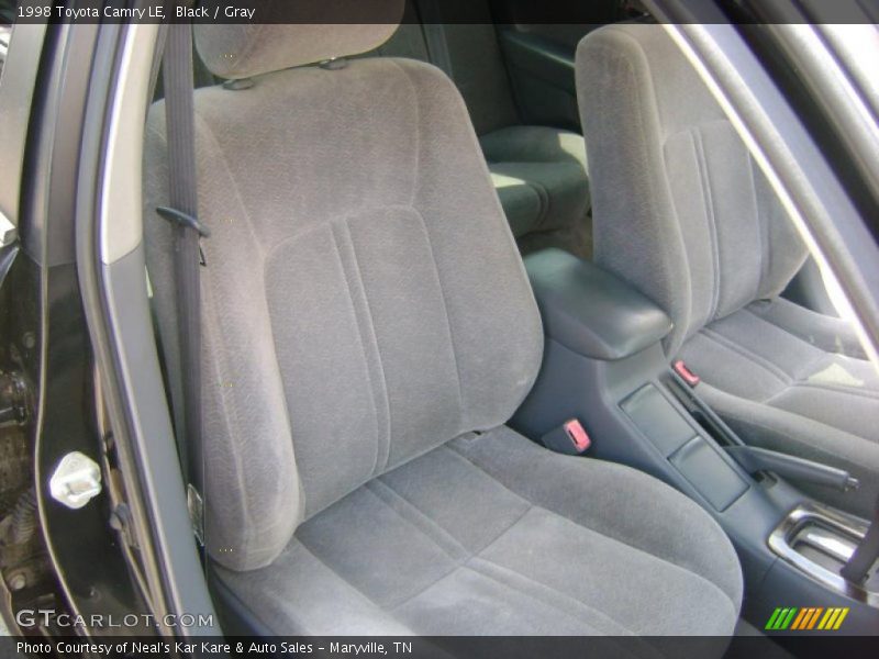 Black / Gray 1998 Toyota Camry LE