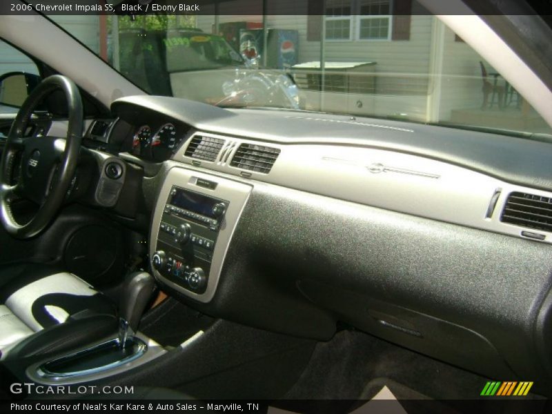 Black / Ebony Black 2006 Chevrolet Impala SS