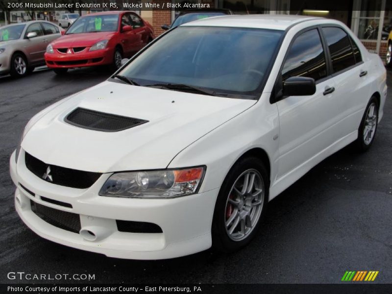 Wicked White / Black Alcantara 2006 Mitsubishi Lancer Evolution IX RS