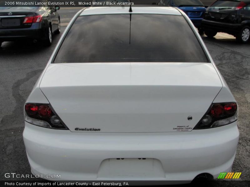 Wicked White / Black Alcantara 2006 Mitsubishi Lancer Evolution IX RS