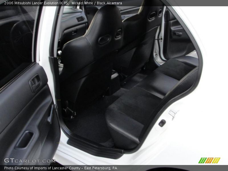 Wicked White / Black Alcantara 2006 Mitsubishi Lancer Evolution IX RS