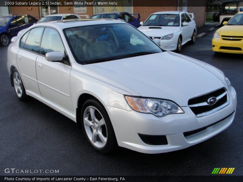 Satin White Pearl / Warm Ivory 2009 Subaru Legacy 2.5i Sedan