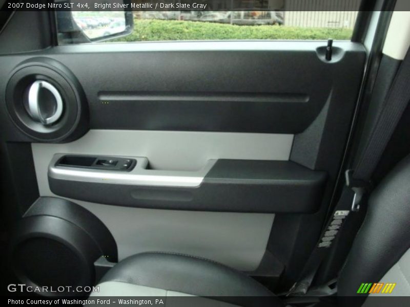 Bright Silver Metallic / Dark Slate Gray 2007 Dodge Nitro SLT 4x4