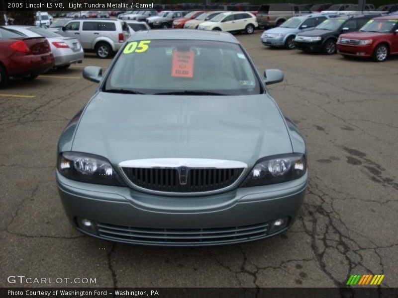 Light Tundra Metallic / Camel 2005 Lincoln LS V8
