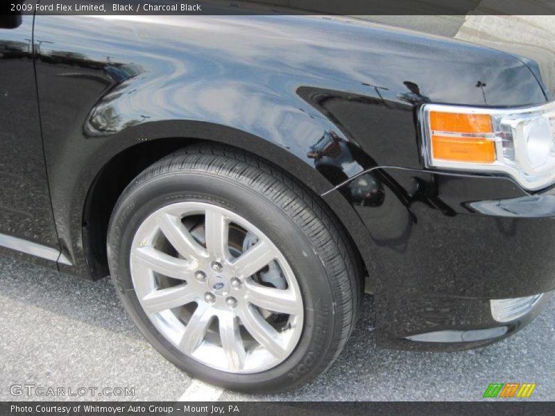 Black / Charcoal Black 2009 Ford Flex Limited