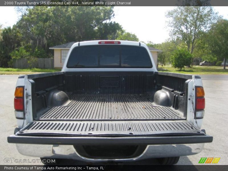 Natural White / Light Charcoal 2000 Toyota Tundra SR5 Extended Cab 4x4