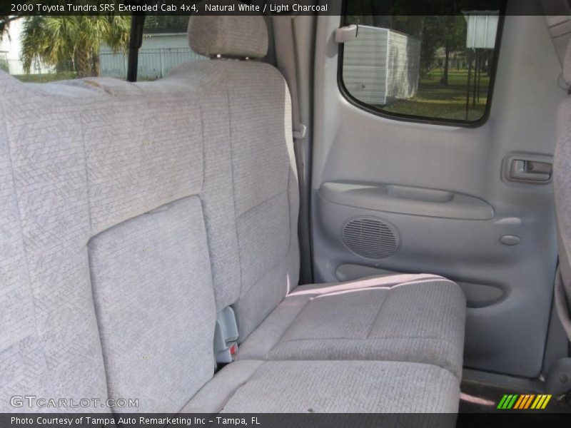 Natural White / Light Charcoal 2000 Toyota Tundra SR5 Extended Cab 4x4