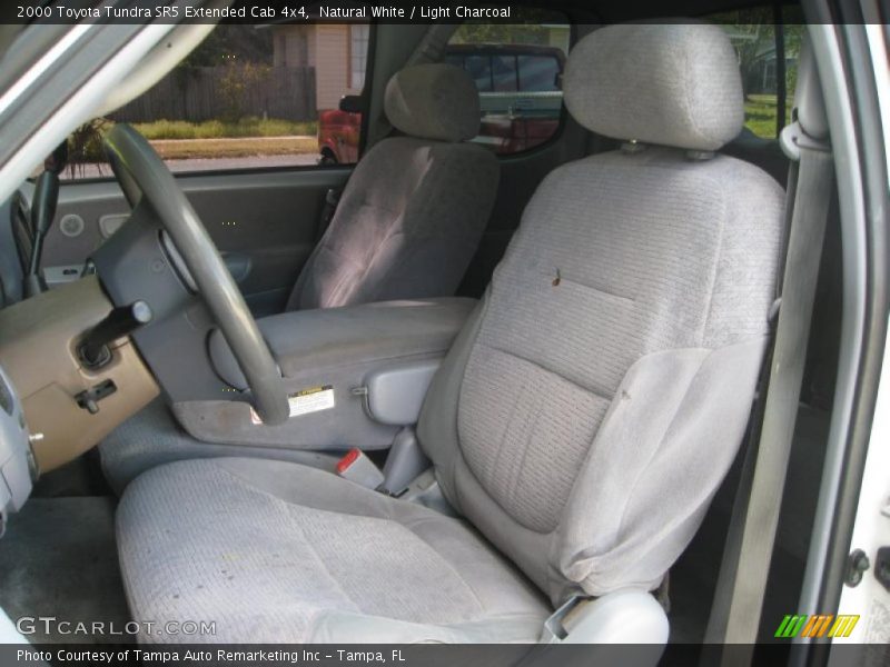 Natural White / Light Charcoal 2000 Toyota Tundra SR5 Extended Cab 4x4