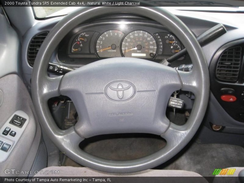 Natural White / Light Charcoal 2000 Toyota Tundra SR5 Extended Cab 4x4