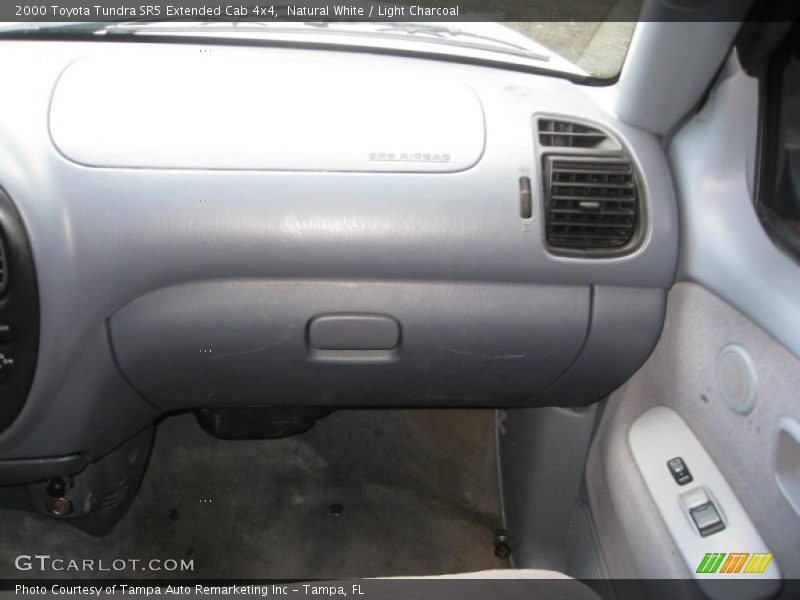 Natural White / Light Charcoal 2000 Toyota Tundra SR5 Extended Cab 4x4