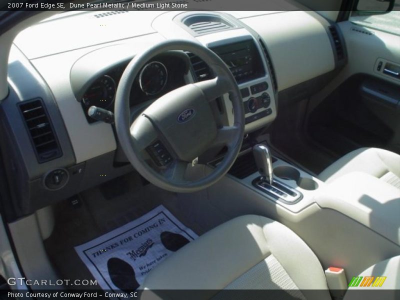 Dune Pearl Metallic / Medium Light Stone 2007 Ford Edge SE