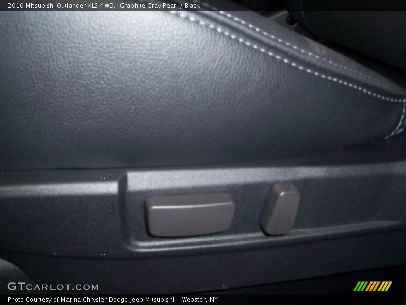 Graphite Gray Pearl / Black 2010 Mitsubishi Outlander XLS 4WD