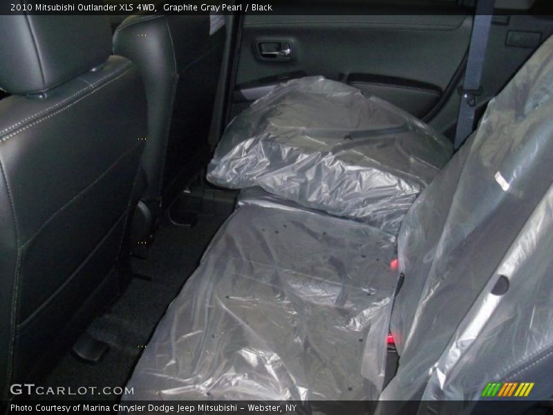 Graphite Gray Pearl / Black 2010 Mitsubishi Outlander XLS 4WD