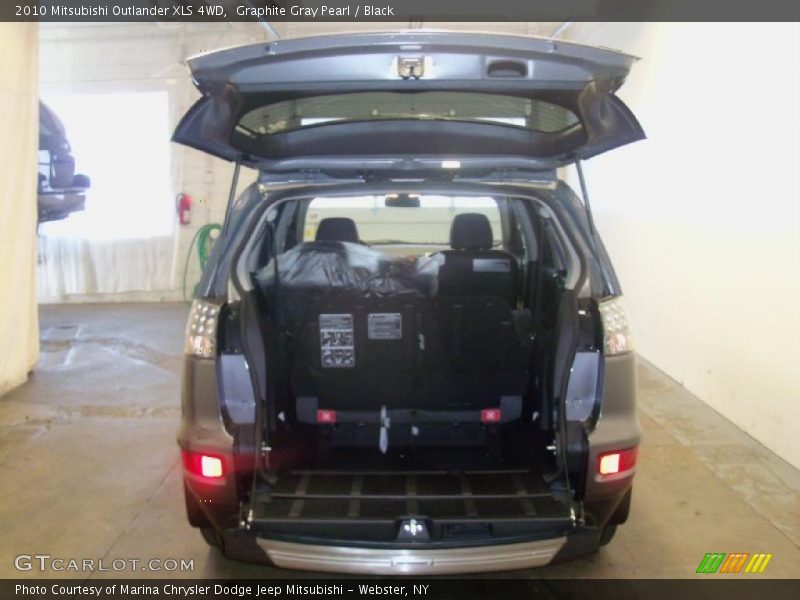 Graphite Gray Pearl / Black 2010 Mitsubishi Outlander XLS 4WD