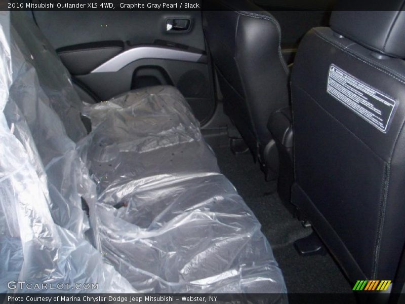 Graphite Gray Pearl / Black 2010 Mitsubishi Outlander XLS 4WD