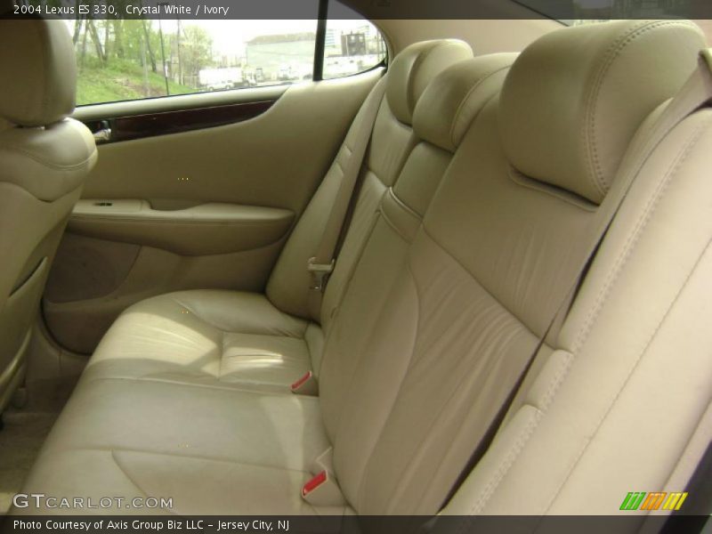 Crystal White / Ivory 2004 Lexus ES 330