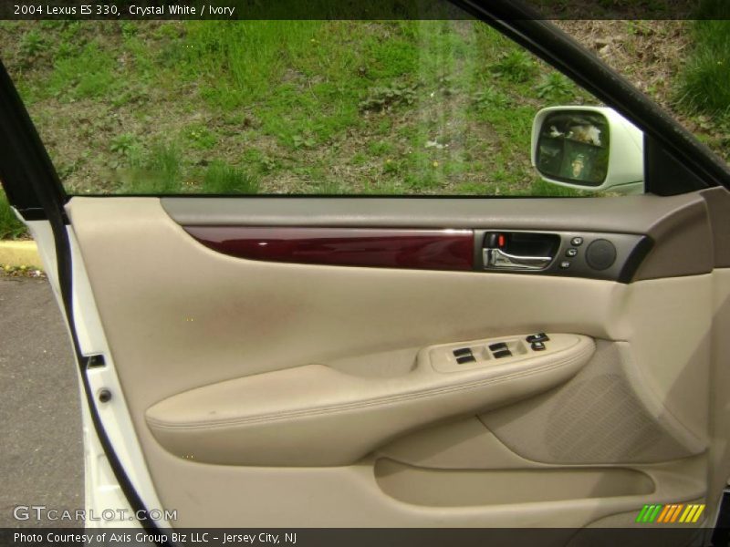 Crystal White / Ivory 2004 Lexus ES 330