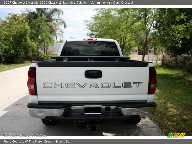 Summit White / Dark Charcoal 2007 Chevrolet Silverado 1500 Classic LS Extended Cab 4x4