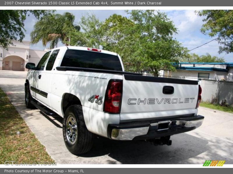 Summit White / Dark Charcoal 2007 Chevrolet Silverado 1500 Classic LS Extended Cab 4x4