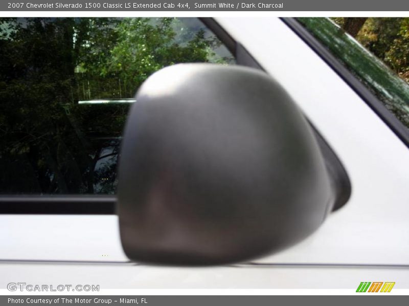 Summit White / Dark Charcoal 2007 Chevrolet Silverado 1500 Classic LS Extended Cab 4x4