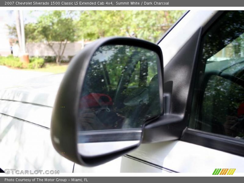 Summit White / Dark Charcoal 2007 Chevrolet Silverado 1500 Classic LS Extended Cab 4x4