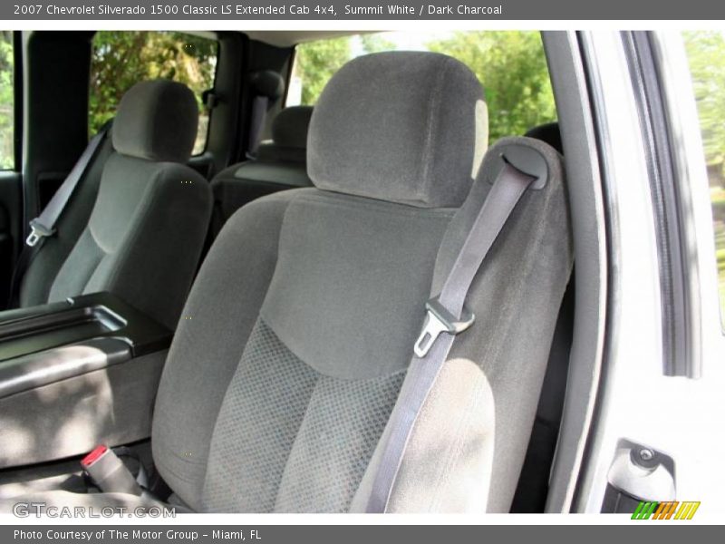 Summit White / Dark Charcoal 2007 Chevrolet Silverado 1500 Classic LS Extended Cab 4x4