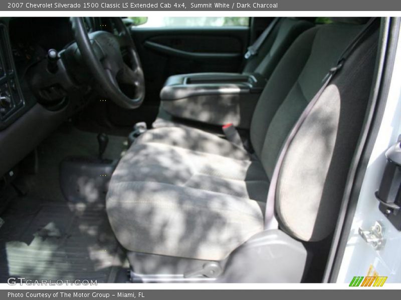 Summit White / Dark Charcoal 2007 Chevrolet Silverado 1500 Classic LS Extended Cab 4x4