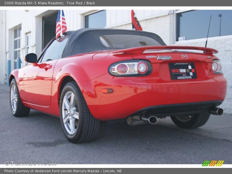 True Red / Black 2006 Mazda MX-5 Miata Roadster