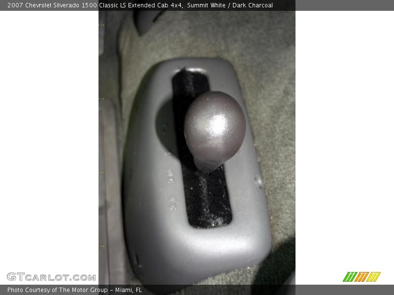 Summit White / Dark Charcoal 2007 Chevrolet Silverado 1500 Classic LS Extended Cab 4x4