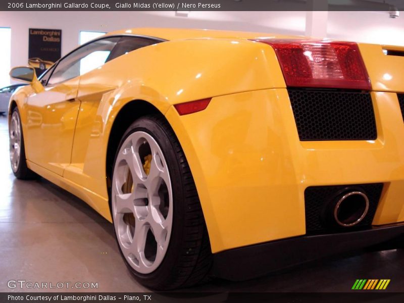Giallo Midas (Yellow) / Nero Perseus 2006 Lamborghini Gallardo Coupe