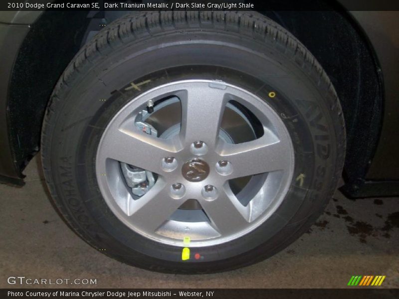 Dark Titanium Metallic / Dark Slate Gray/Light Shale 2010 Dodge Grand Caravan SE
