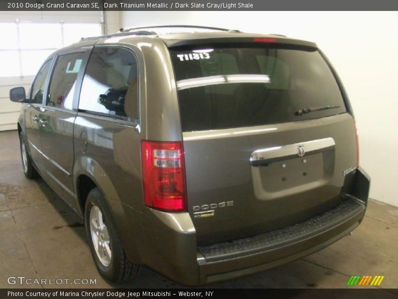 Dark Titanium Metallic / Dark Slate Gray/Light Shale 2010 Dodge Grand Caravan SE