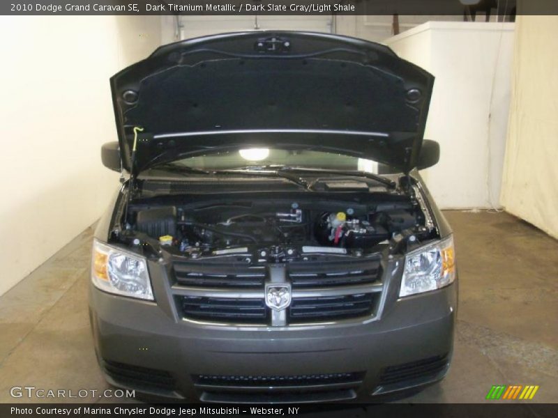 Dark Titanium Metallic / Dark Slate Gray/Light Shale 2010 Dodge Grand Caravan SE