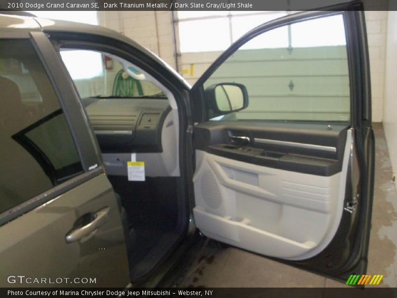 Dark Titanium Metallic / Dark Slate Gray/Light Shale 2010 Dodge Grand Caravan SE