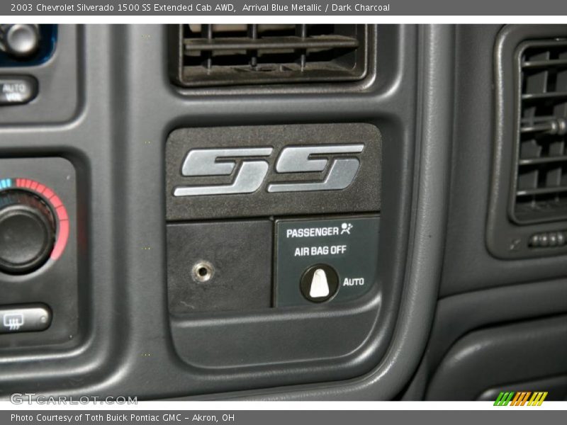 Arrival Blue Metallic / Dark Charcoal 2003 Chevrolet Silverado 1500 SS Extended Cab AWD