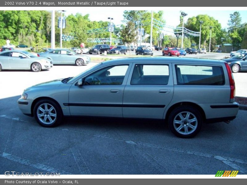 Moondust Metallic / Taupe/Light Taupe 2002 Volvo V70 2.4 Wagon