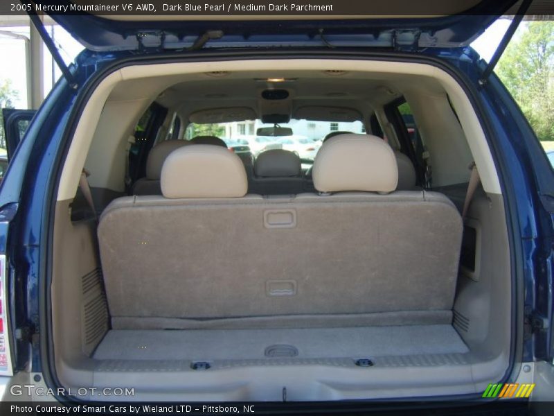 Dark Blue Pearl / Medium Dark Parchment 2005 Mercury Mountaineer V6 AWD