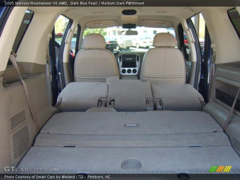 Dark Blue Pearl / Medium Dark Parchment 2005 Mercury Mountaineer V6 AWD
