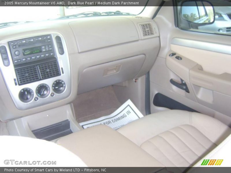 Dark Blue Pearl / Medium Dark Parchment 2005 Mercury Mountaineer V6 AWD