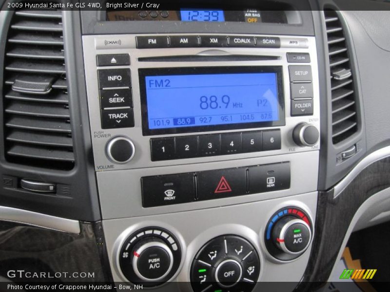 Bright Silver / Gray 2009 Hyundai Santa Fe GLS 4WD