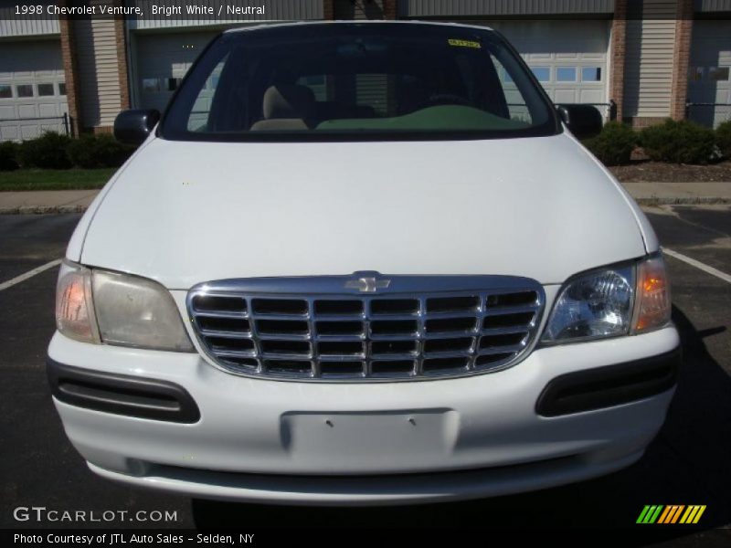 Bright White / Neutral 1998 Chevrolet Venture
