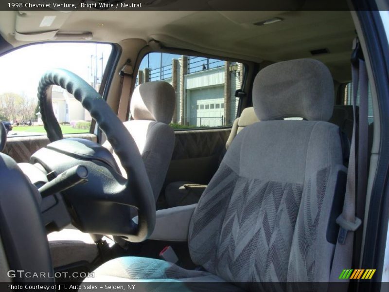 Bright White / Neutral 1998 Chevrolet Venture