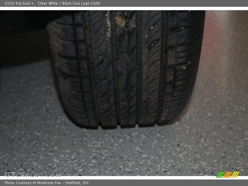 Clear White / Black Soul Logo Cloth 2010 Kia Soul +
