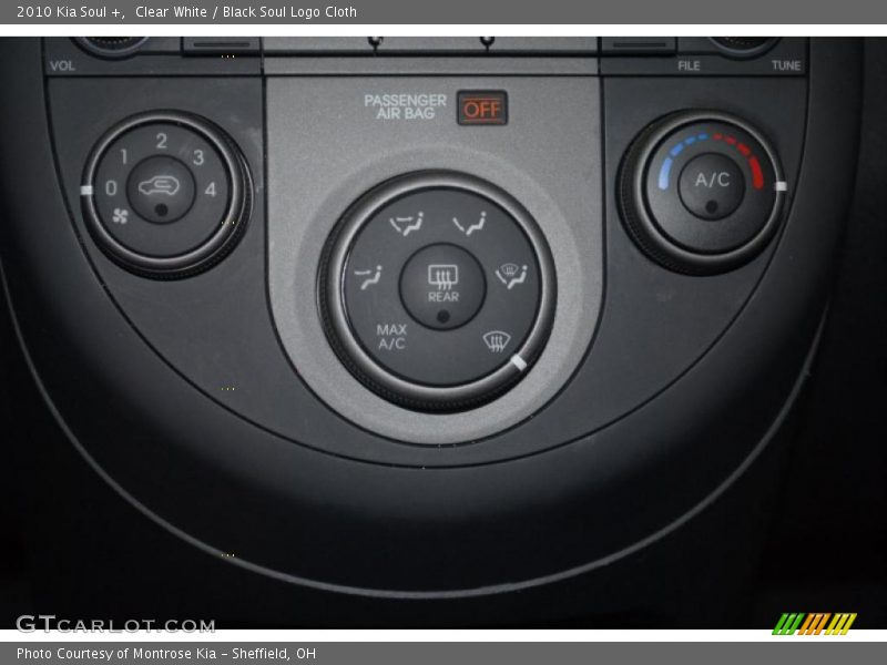 Clear White / Black Soul Logo Cloth 2010 Kia Soul +