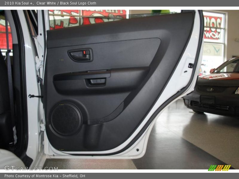Clear White / Black Soul Logo Cloth 2010 Kia Soul +