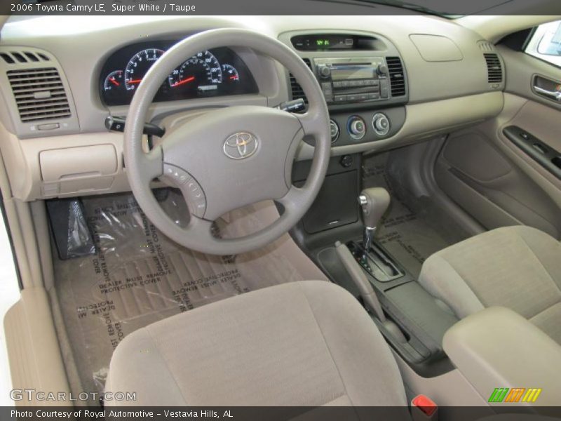 Super White / Taupe 2006 Toyota Camry LE